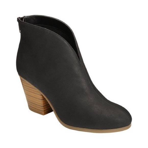 AEROSOLES Shoes - A2 by Aerosoles Gravity Ankle Boot